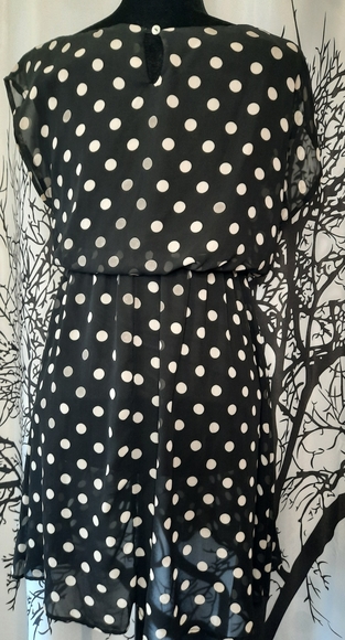 Black & White Polka Dot Blouson Dress - Picture 3 of 6